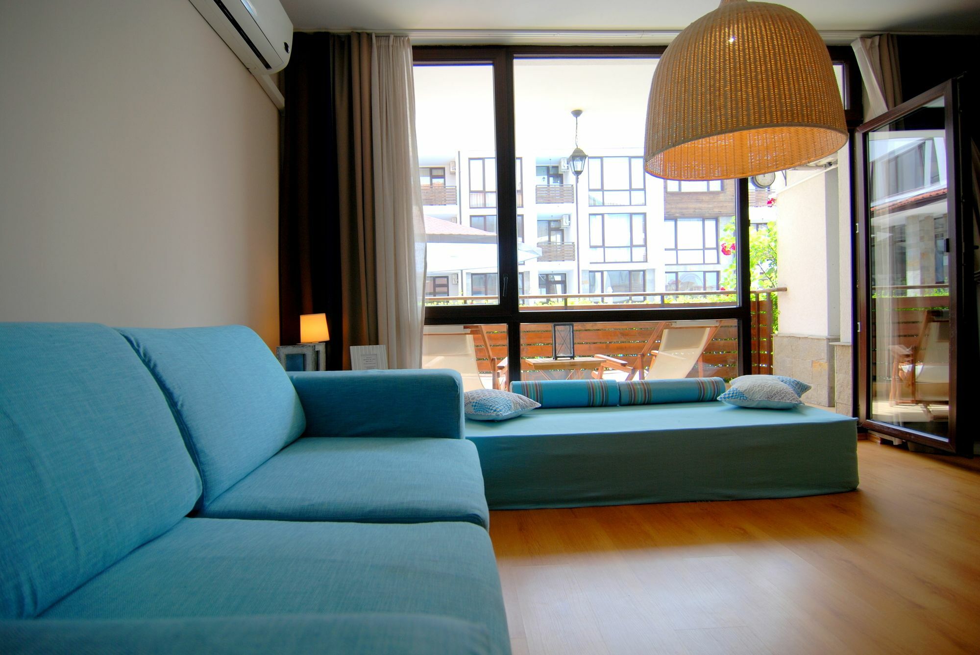 Baratero Mar Nero Apartments Равда Екстер'єр фото